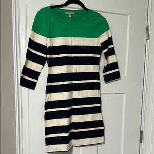 Banana Republic Green Sheath Dress with Raglan Sleeves SIZE XS BRAND NEW